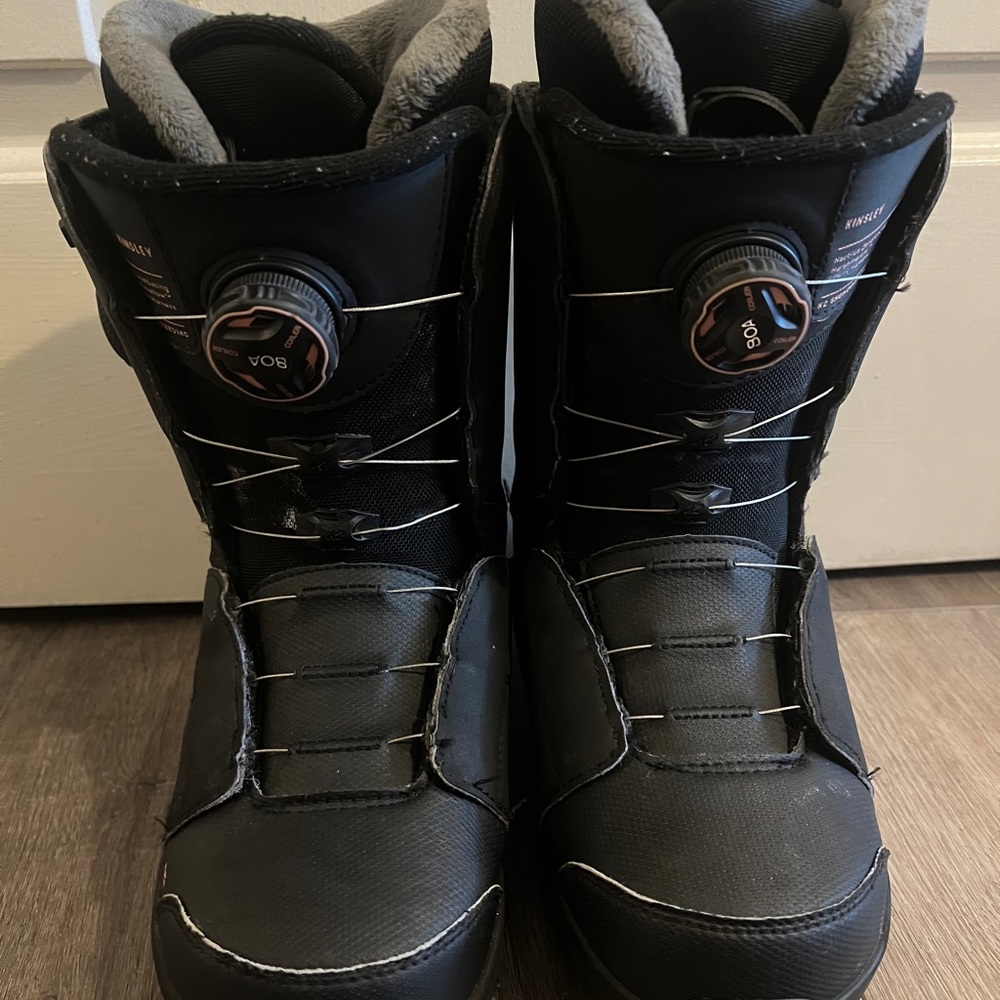 K2 Kinsley Women’s Snowboard Boot Size 8.5